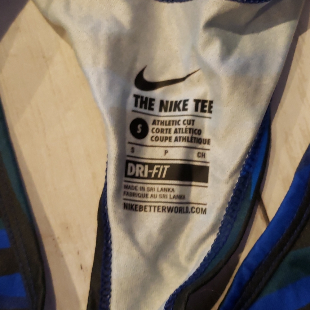 Nike tank top black/blue size small - Picture 2 of 3
